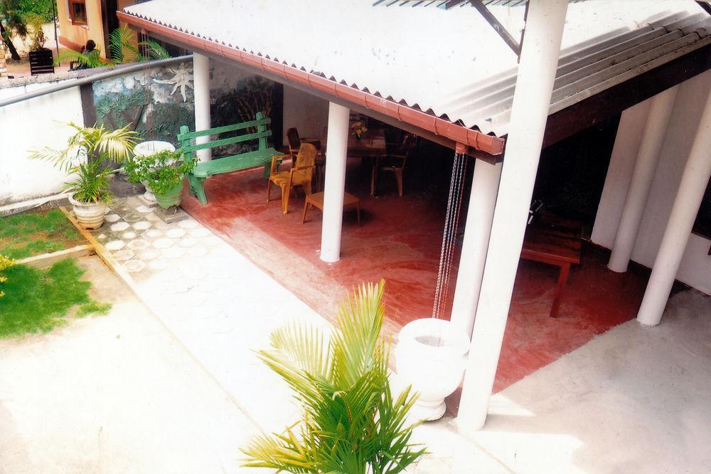 Sanoga Holiday Resort Tissamaharama Exteriör bild